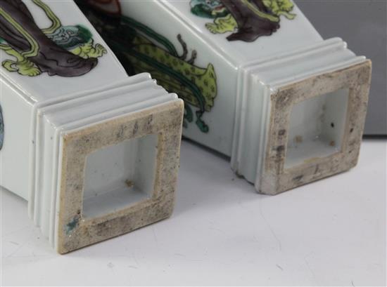 A pair of Chinese famille verte vases, late 19th century, 25cm, one broken and glued